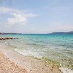 Tony - 2bdr Beachfront 公寓