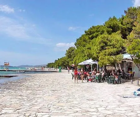 Apartament Tony - 2bdr Beachfront *