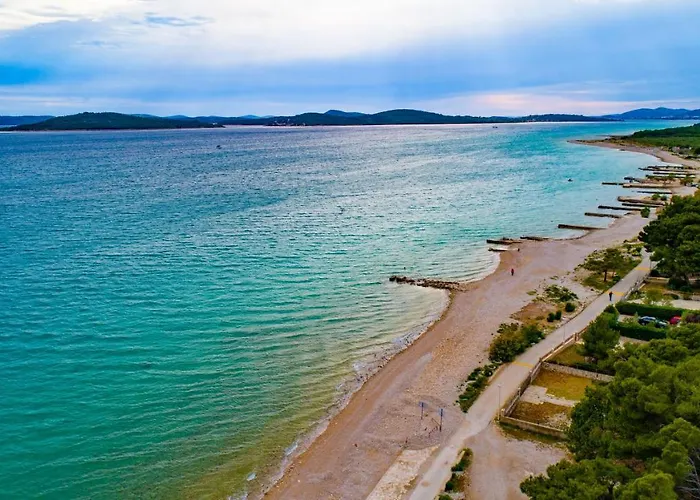 Apartament Tony - 2bdr Beachfront *